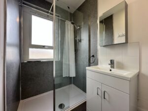 Burnbrae Street, Glasgow, G21