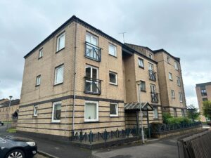 Glasgow Road, Clydebank, G81